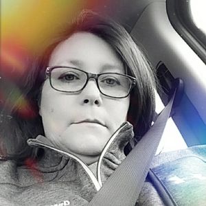 Meet your Posher, Stacy